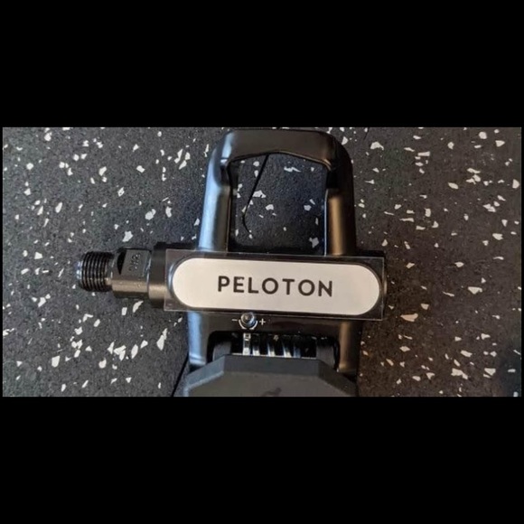 New Peloton Pedals - Picture 2 of 2